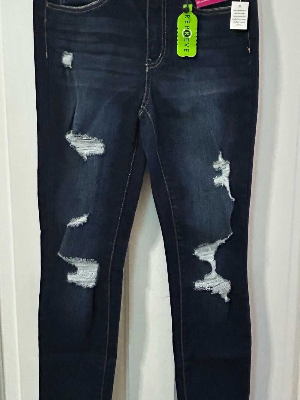Women’s Distressed Dark Blue Skinny Jeans